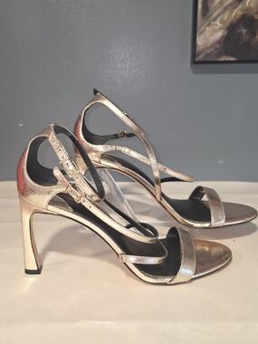 Antonio Melani Hadley Stiletto Strappy Heeled Metallic Gold Sandals Size 9